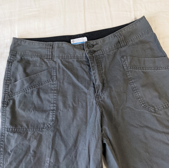 Columbia Gray Bermuda Shorts Pockets Size 6 - Picture 2 of 7